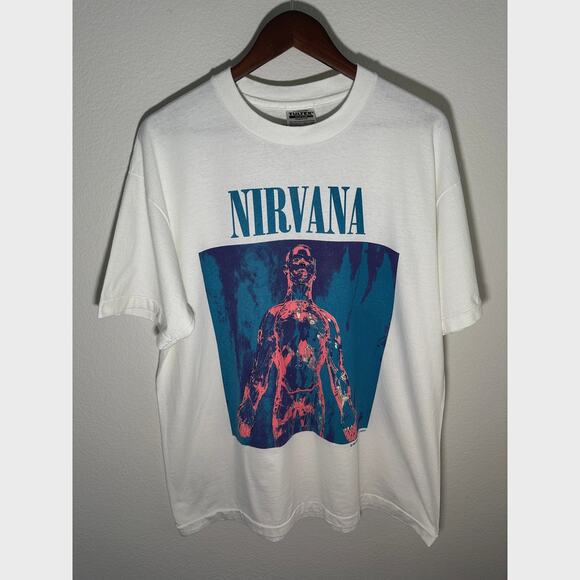 Nirvana Silver 1993 T-shirt Vintage Reprint Giant Tag Single Stitch - Picture 1 of 7